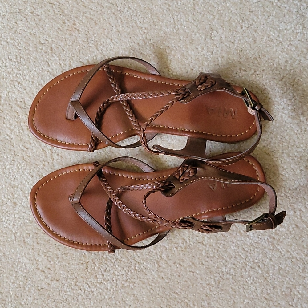 MIA sandals